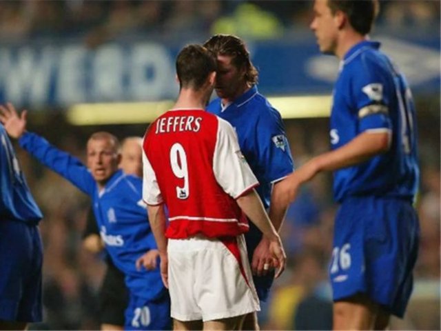  怀揣巨星梦却坠落谷底：职业球员如何避开性格陷阱 体育新闻