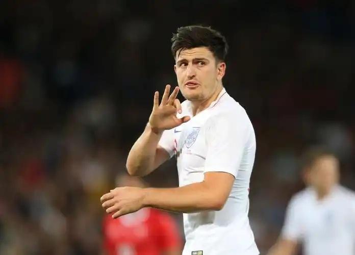  三十三岁的倔强：那个被时代甩下的男人，还在拼命证明自己 体育新闻 三十三岁的倔强：那个被时代甩下的男人，还在拼命证明自己 体育新闻