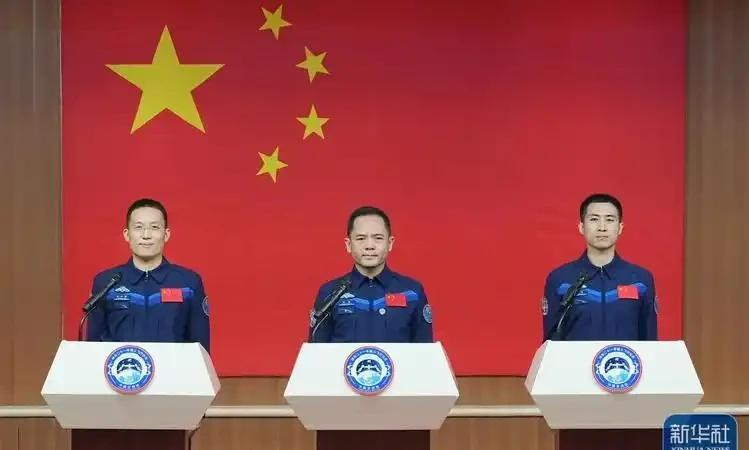  从“按期返回”到“主动延驻”：神舟二十一任务调整的技术推演与价值重估 新闻