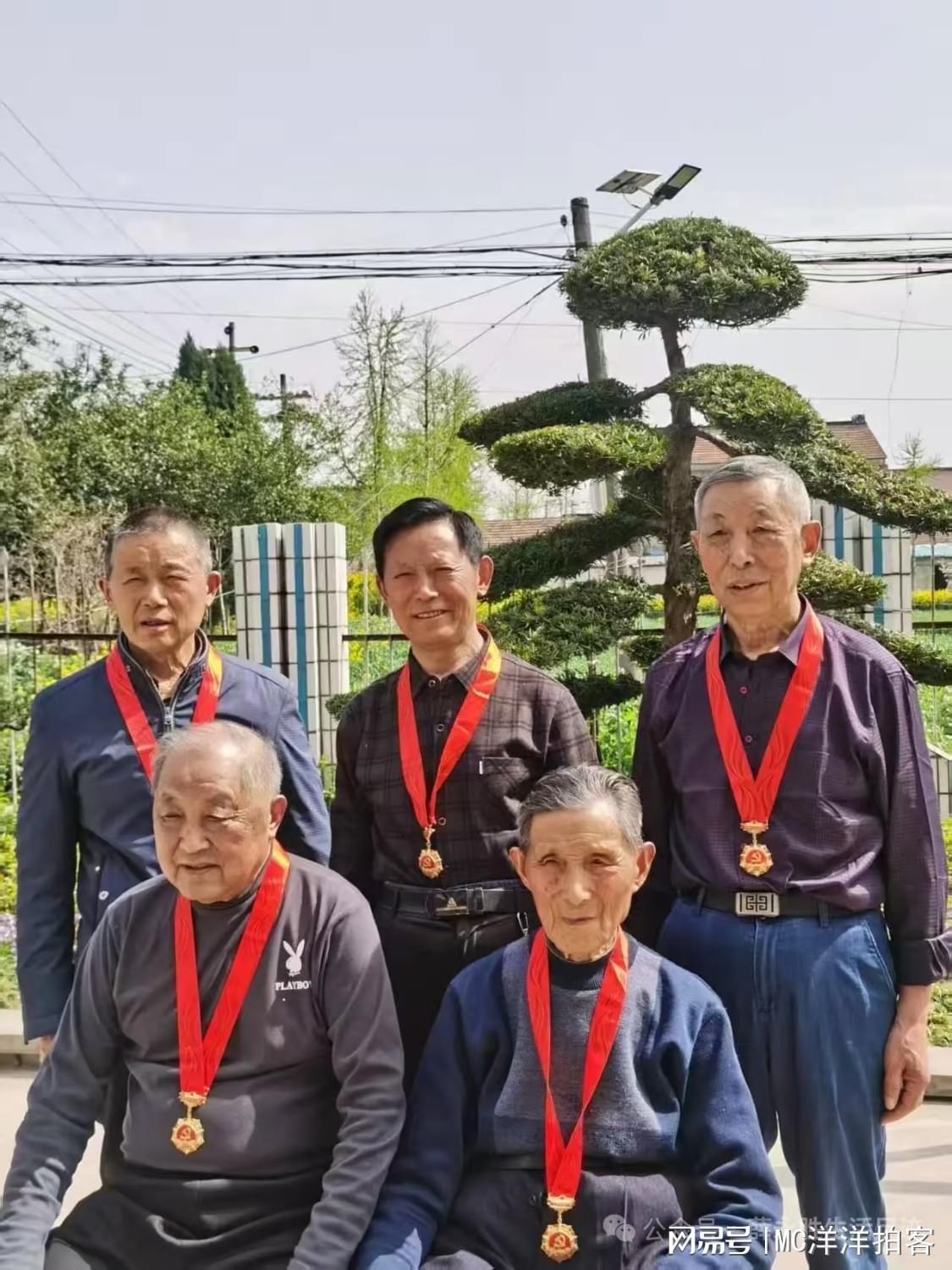  代际信仰的制度化传承：包家五兄弟“光荣在党50年”现象的深度解构 新闻